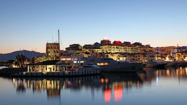 Puerto Deportivo José Banús